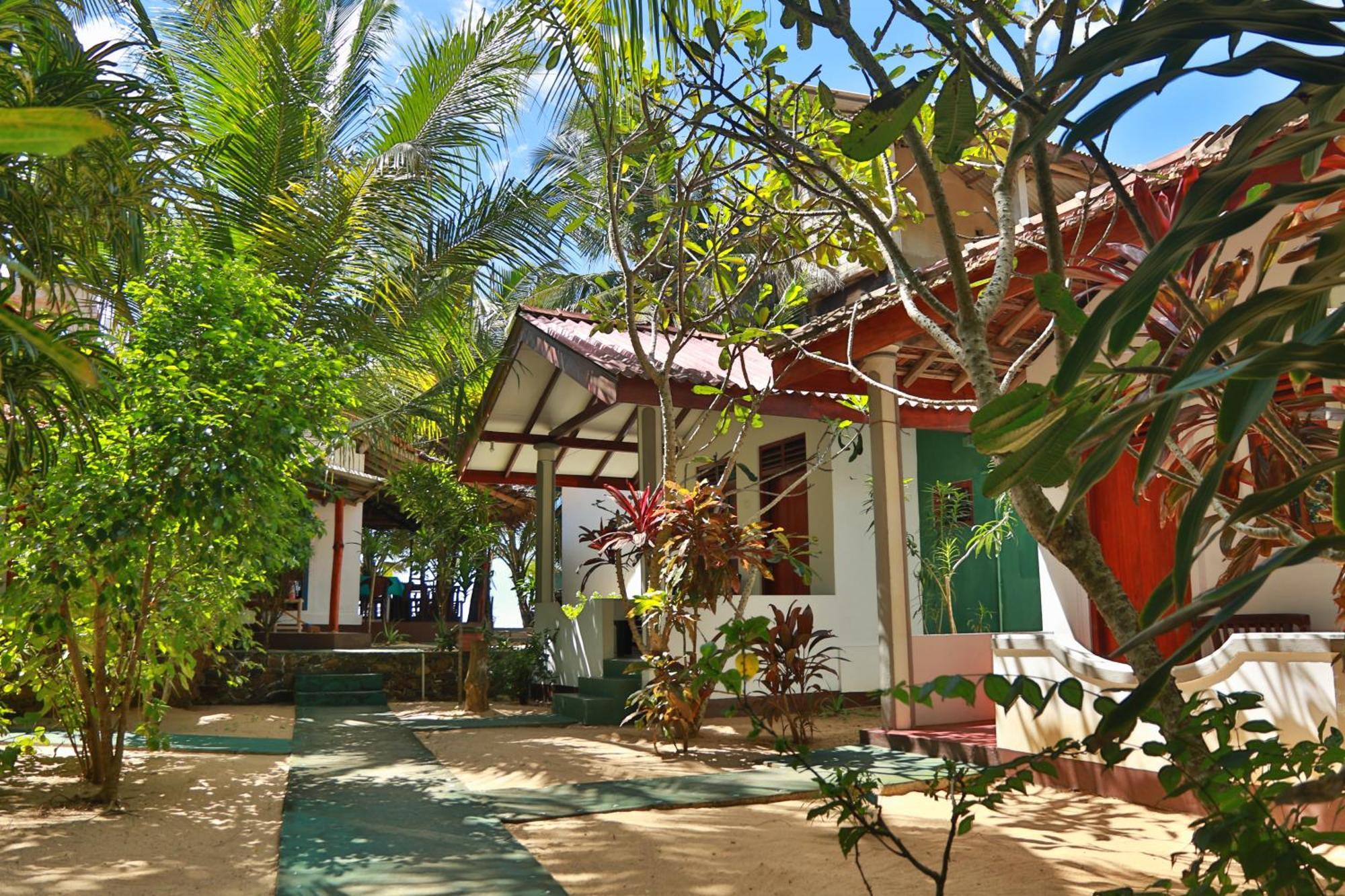 Bed and Breakfast Panorama Rock Cafe Tangalle Zewnętrze zdjęcie