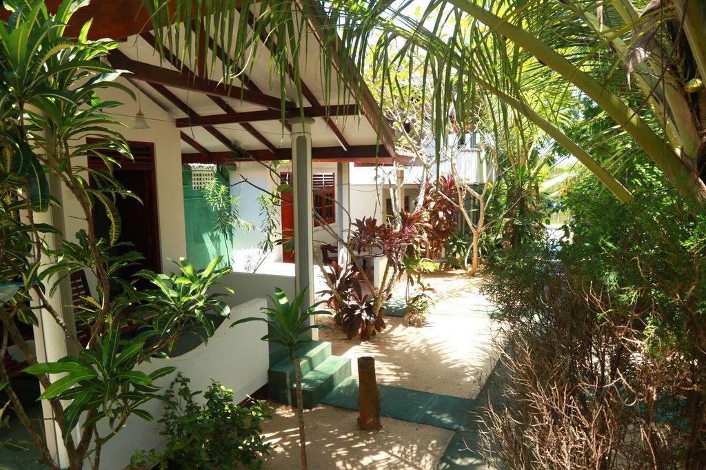 Bed and Breakfast Panorama Rock Cafe Tangalle Zewnętrze zdjęcie